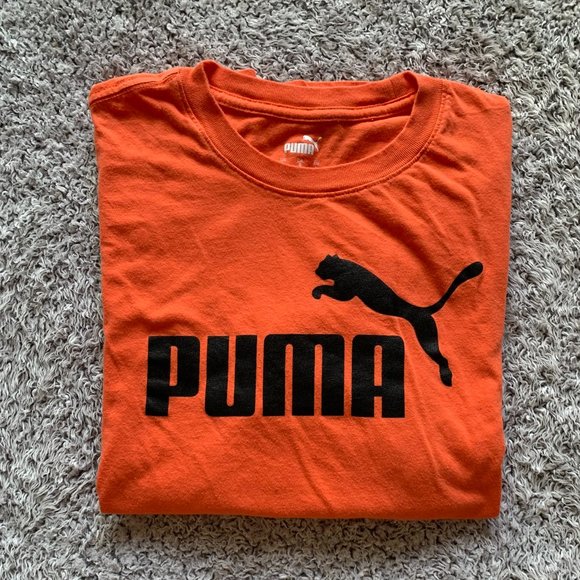 Retro Puma T-Shirt. Large. Authentic Puma. - Picture 1 of 7
